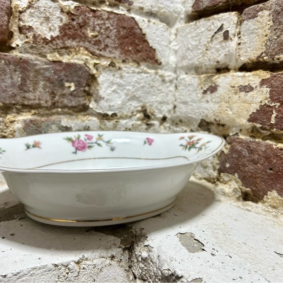 Vintage Limogues France Set of 2 Floral Peacock Serving Bowls Trimmed in Gold. - Picture 6 of 10